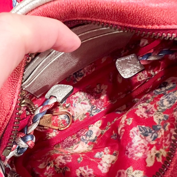 SOLD🚫Gucci trapuntata camera crossbody shoulder blue red quilted bag - Picture 11 of 15